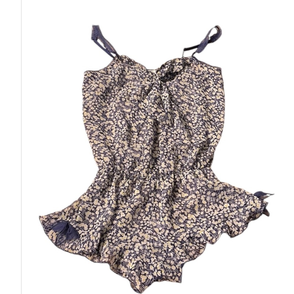 VICTORIAS SECRET Pout floral romper